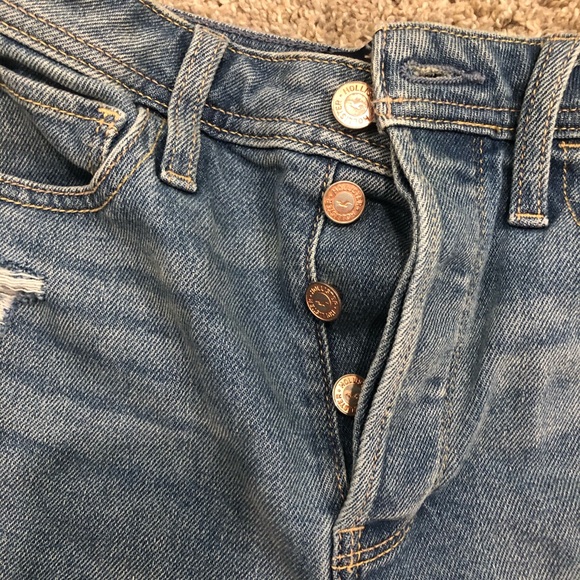 Hollister Mom Jean Shorts - Picture 3 of 4